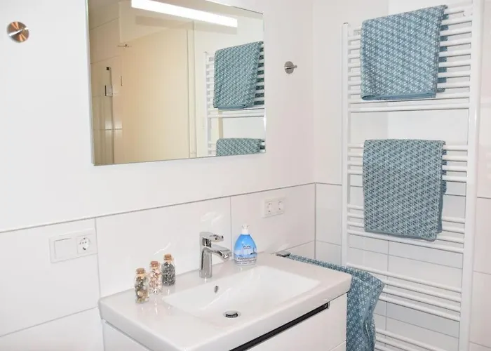 Anchorage Comfortable * Fedderwardersiel